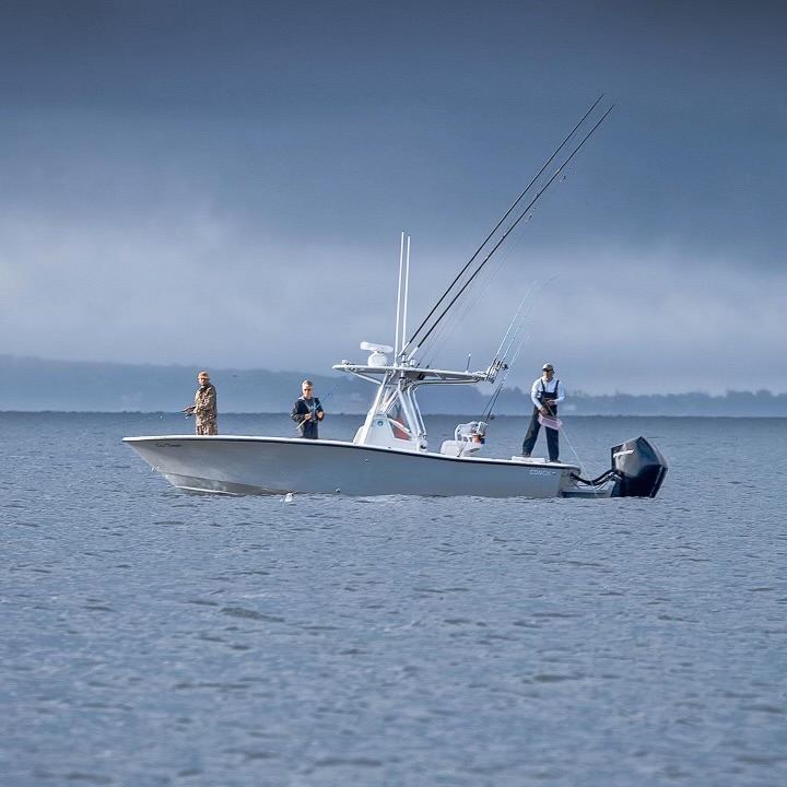 The Conch 27 charter boat running offshore